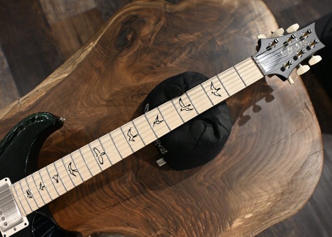 PRS Swamp Ash Special Maple Sprayer's Choice Emerald Holoflake #970