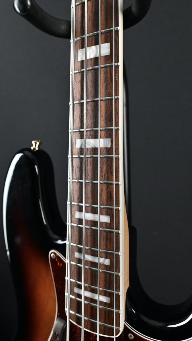 Fender '70s Jazz Bass 3-Color Sunburst w/ Rosewood Fingerboard 2013