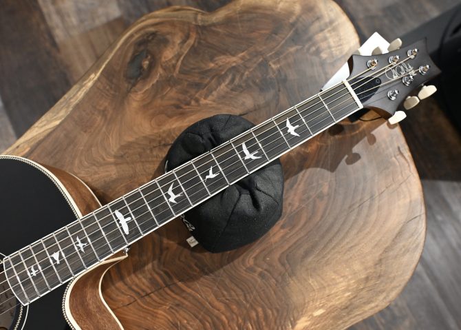 PRS SE Angelus A20E Black Top #880