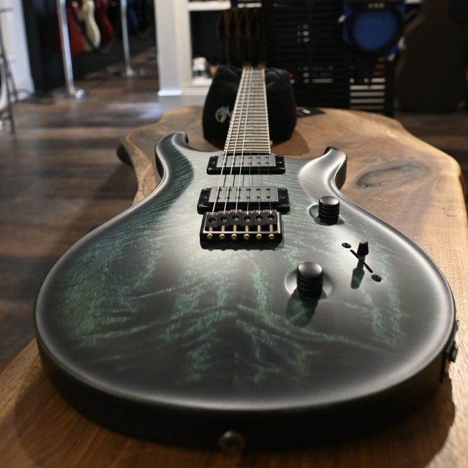 PRS Mark Holcomb Signature Cobalt Smokeburst #092