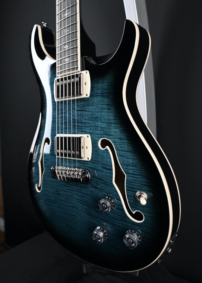 PRS SE Hollowbody II Piezo Peacock Blue Smokeburst #562