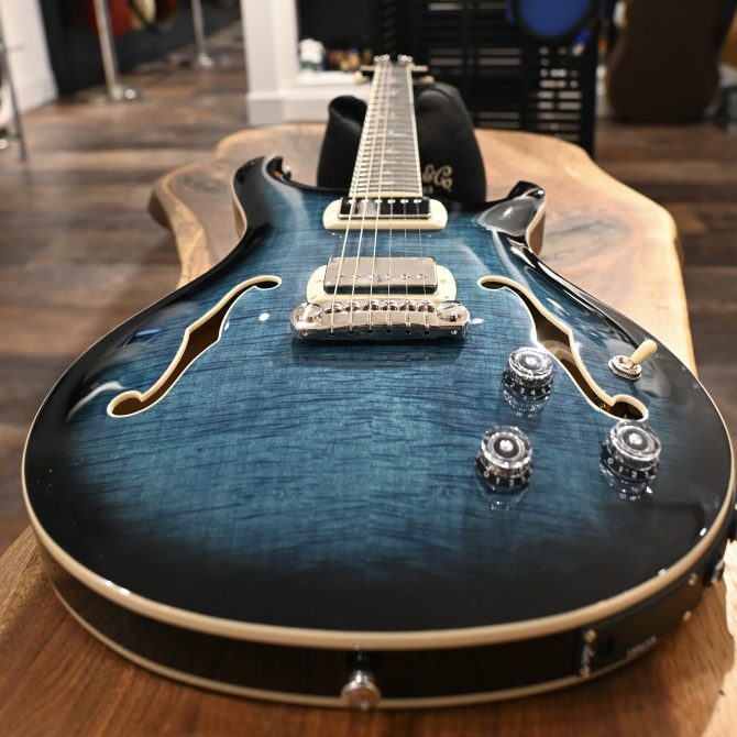 PRS SE Hollowbody II Piezo Peacock Blue Smokeburst #562