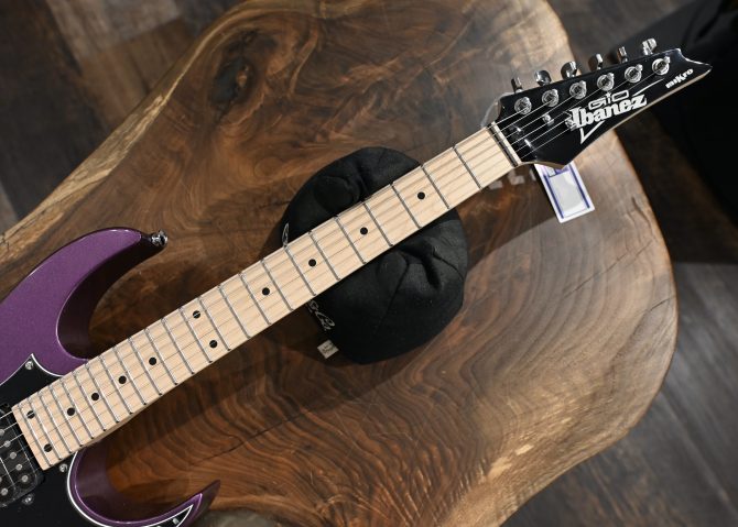 Ibanez GRGM21M-MPL Gio RG Mikro Series Metallic Purple #207