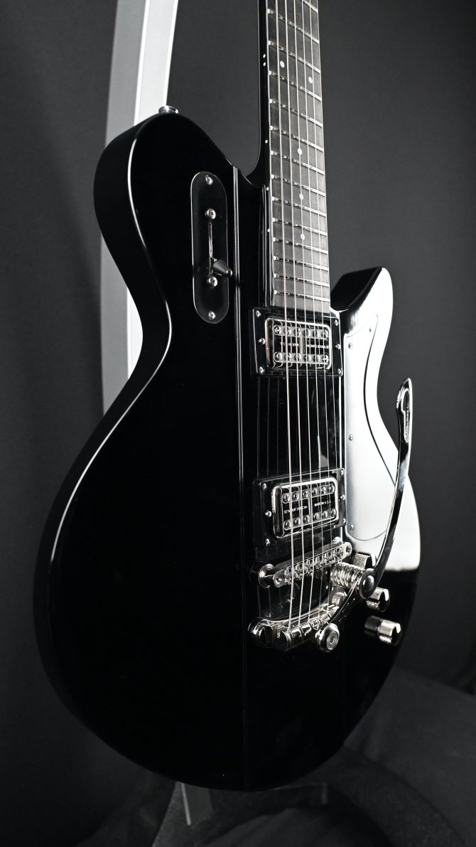 Eastman Juliet NYC Black Electric Guitar #465