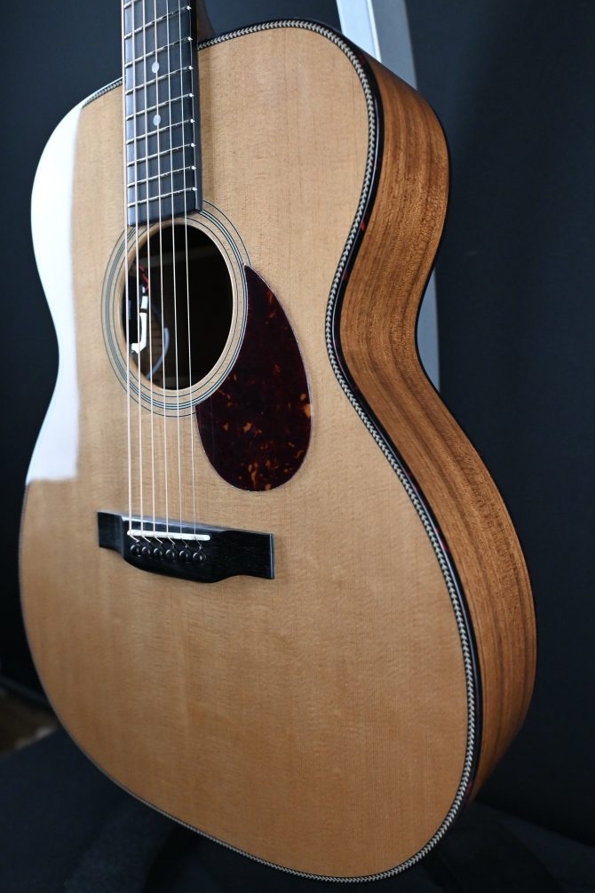 Eastman E3OM Deluxe Orchestra Model #607