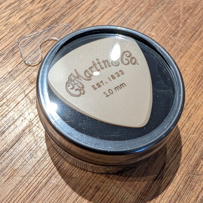 Martin LUXE By Martin Contour Pick 1.0mm