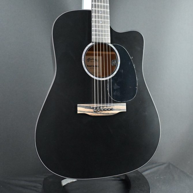 Martin DC-10E Modern Black #056