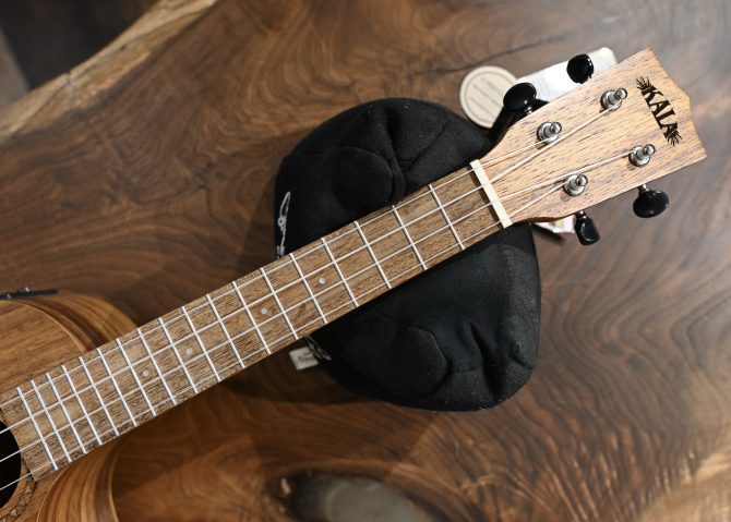 Kala KA-TK-C-CE Teak Tri-Top Concert Ukulele #2501