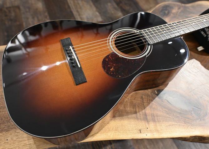 Eastman E1P Deluxe Sunburst Parlor Acoustic Guitar #720