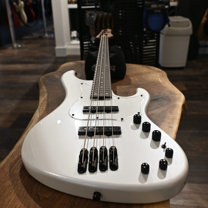 Ibanez Mode Series MDM1000-PW Pearl White #979