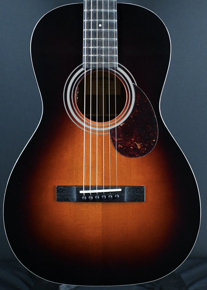 Eastman E1P Deluxe Sunburst Parlor Acoustic Guitar #720