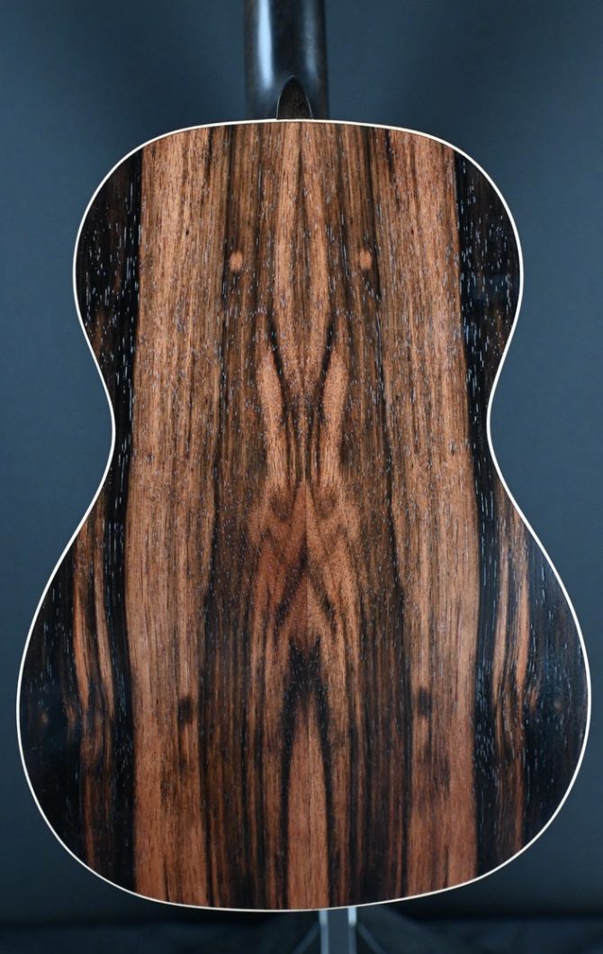 Kala Kala KA-EBY-B Striped Ebony Baritone Ukulele #2506