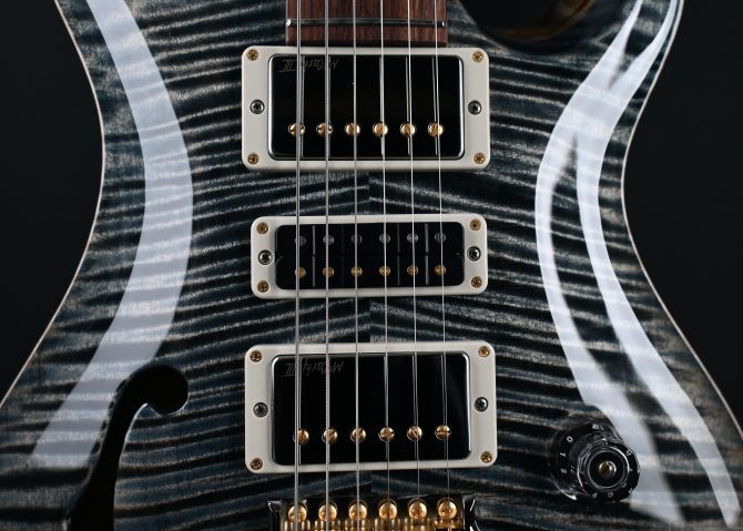 PRS 40th Anniversary Special Semi-Hollow Limited Edition Faded Whale Blue (Natural Back) #755