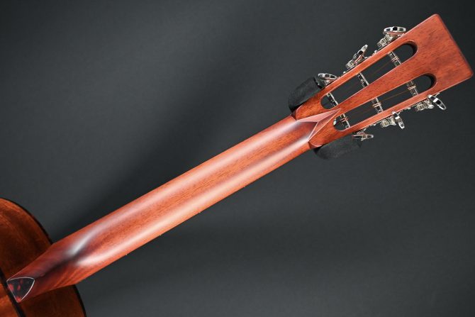 Eastman E1P Deluxe Sunburst Parlor Acoustic Guitar #720