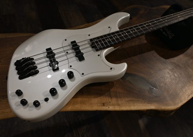 Ibanez Mode Series MDM1000-PW Pearl White #979