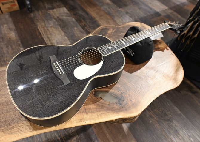 PRS SE P20E Parlor Acoustic Guitar Black Dog Hair #835