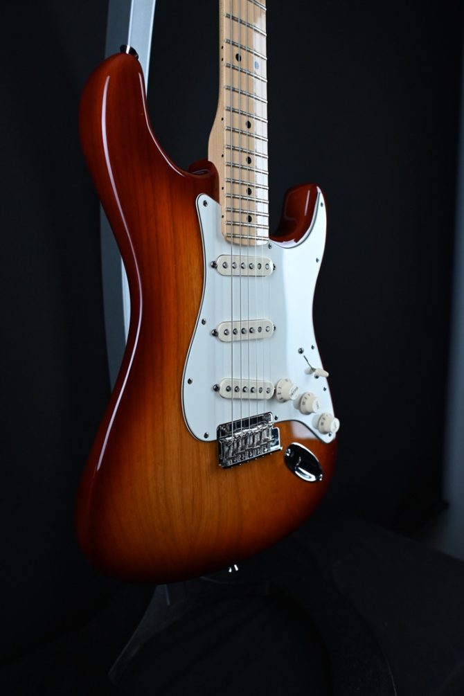 Fender American Standard Stratocaster Sienne Sunburst 2014