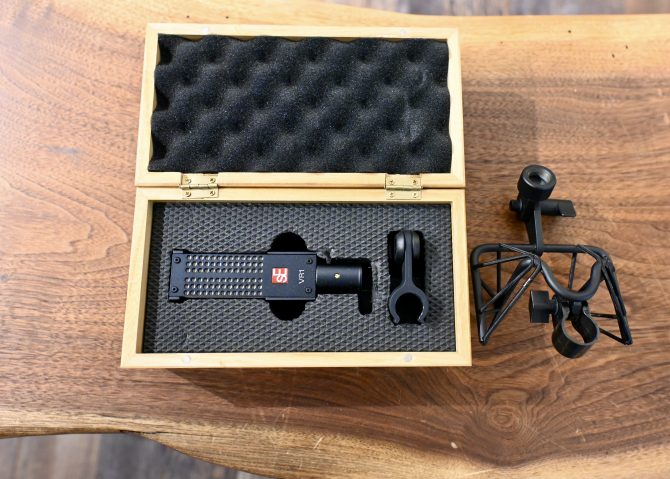 sE Electronics Voodoo VR1 Passive Ribbon Microphone