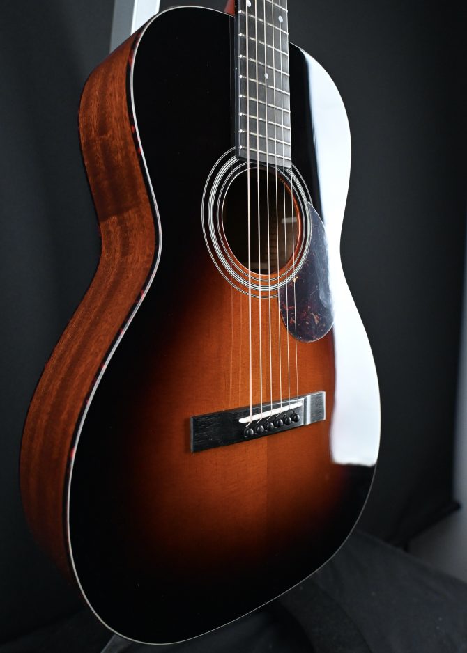 Eastman E1P Deluxe Sunburst Parlor Acoustic Guitar #720