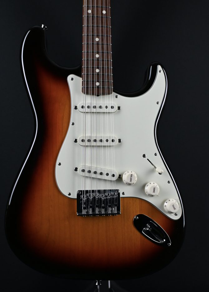 Fender Traditional Stratocaster XII 3-Tone Sunburst MIJ 12-String Electric Guitar - 2018