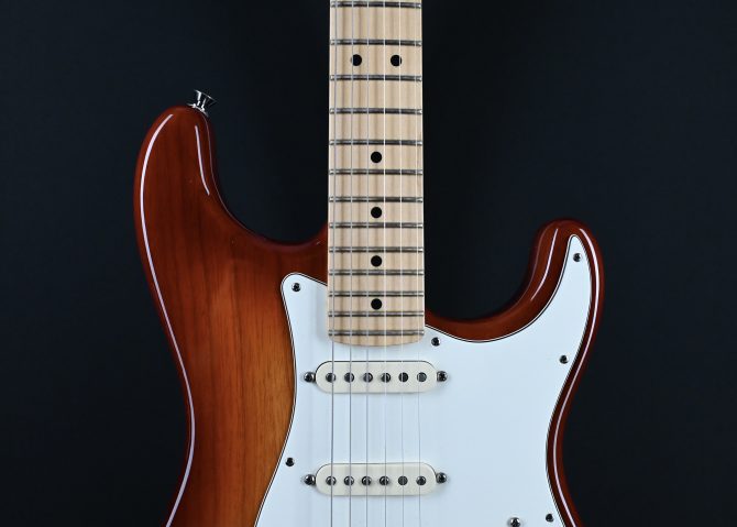 Fender American Standard Stratocaster Sienne Sunburst 2014