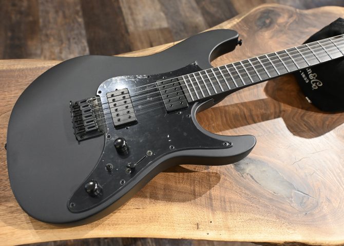 Ibanez Iron Label Series AZ41B1-BKF Black Flat #687