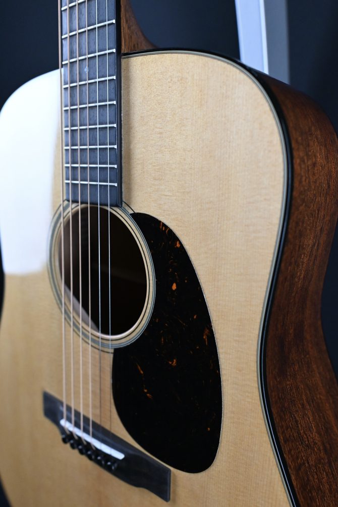 Martin Standard Series D-18 Dreadnought #390