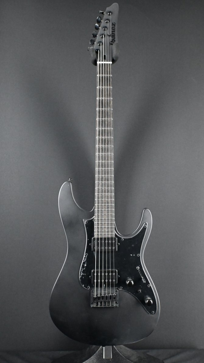 Ibanez Iron Label Series AZ41B1-BKF Black Flat #687