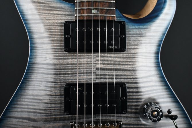 PRS Wood Library Custom 24 Piezo 10-Top Gray Black Fade w/ Cobalt Microburst #068