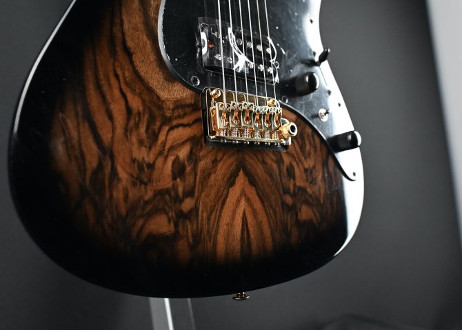 Ibanez Premium Series AZ41P1EW-NGT Natural Gray Burst #736