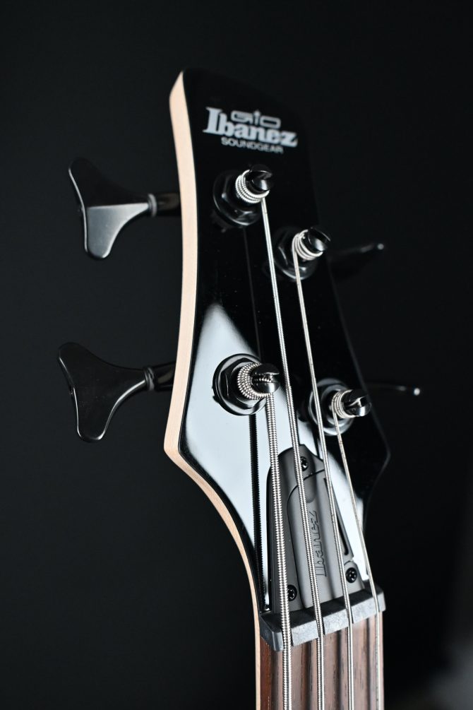 Ibanez Gio Series GSR200SM-CNB Charcoal Brown Burst #824