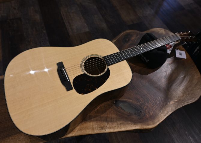 Martin Standard Series Super D-18 Acoustic Guitar #157