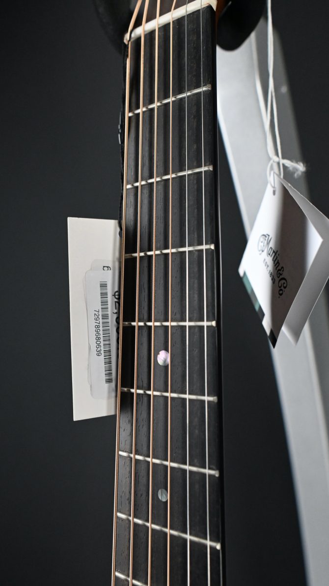 Martin Standard Series D-18 Dreadnought #390