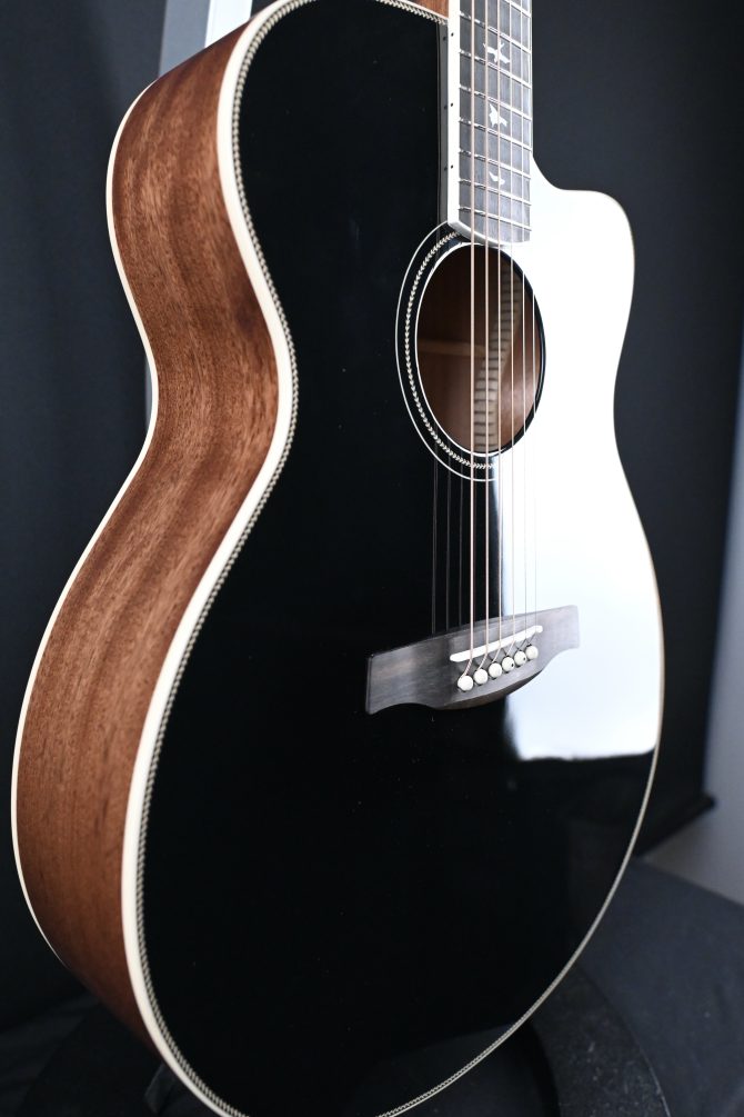 PRS SE Angelus A20E Black Top #547