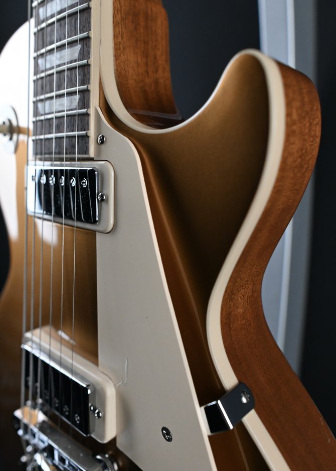 Gibson LEs Paul 70's Deluxe Gold Top 2025
