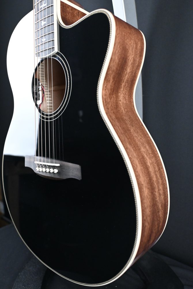 PRS SE Angelus A20E Black Top #547