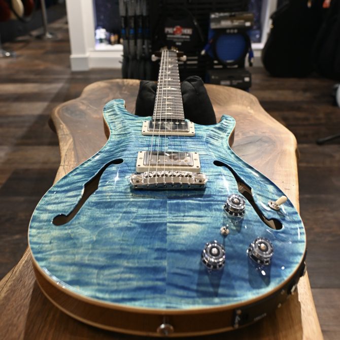 PRS Hollowbody II Piezo Faded Blue Jean 2024