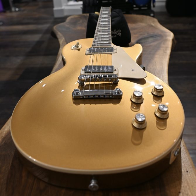 Gibson LEs Paul 70's Deluxe Gold Top 2025