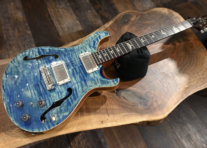 PRS Hollowbody II Piezo Faded Blue Jean 2024