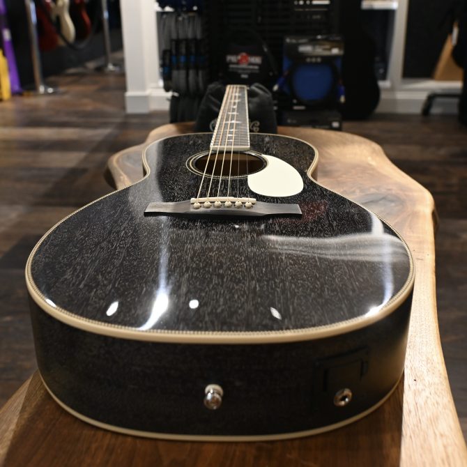 PRS SE P20E Parlor Acoustic Guitar Dog Hair #214