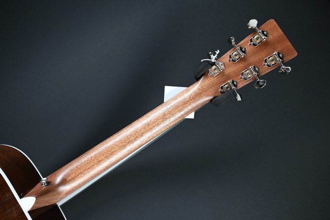 Martin 000-13E Retro Walnut Acoustic Guitar #947