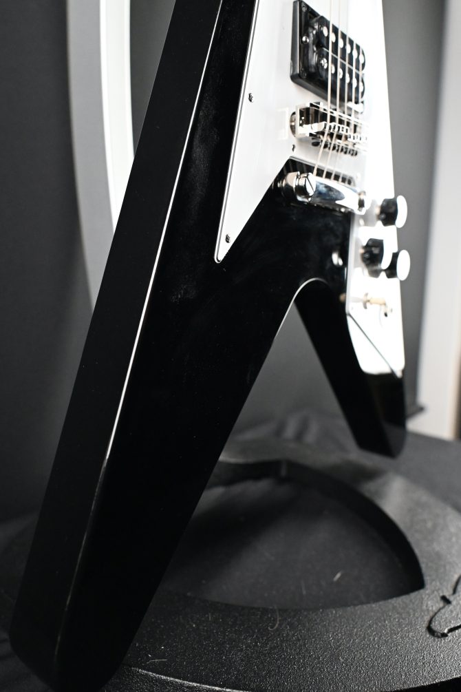 Epiphone Kirk Hammett 1979 Flying V Ebony 2025