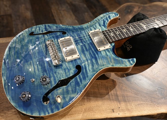 PRS Hollowbody II Piezo Faded Blue Jean 2024