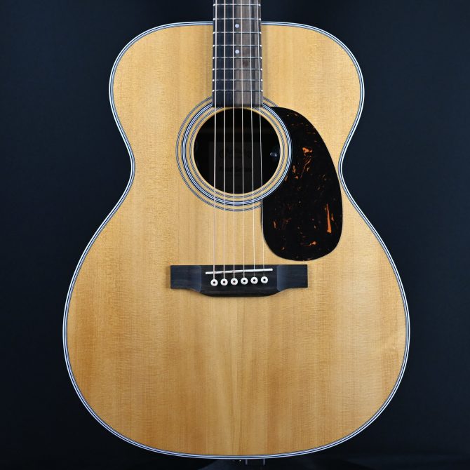 Martin 000-13E Retro Walnut Acoustic Guitar #947