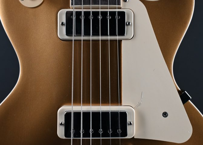 Gibson LEs Paul 70's Deluxe Gold Top 2025