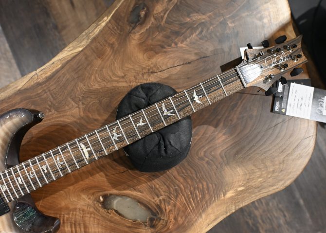 PRS Custom 24-08 10-Top Natural Smokeburst Transparent Holoflake #438