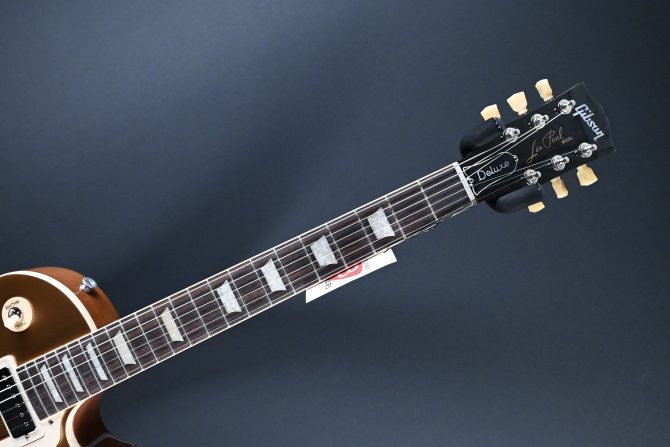 Gibson LEs Paul 70's Deluxe Gold Top 2025