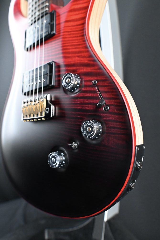 PRS Wood Library Custom 24 Piezo 10-Top Fire Red Gray Black Fade #606