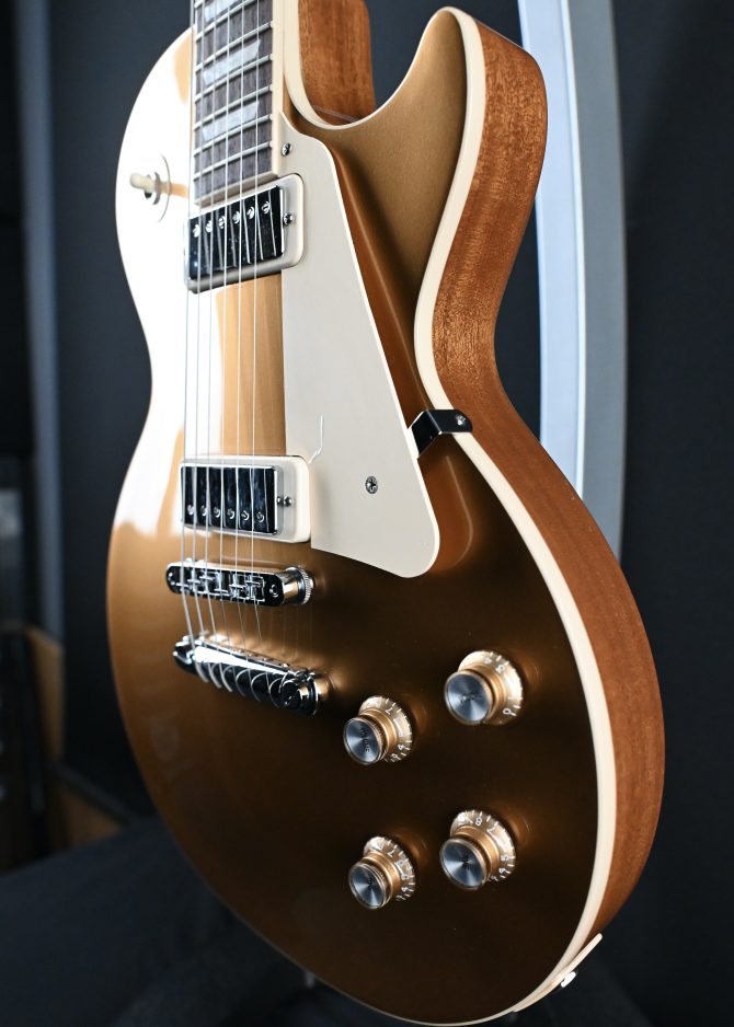 Gibson LEs Paul 70's Deluxe Gold Top 2025