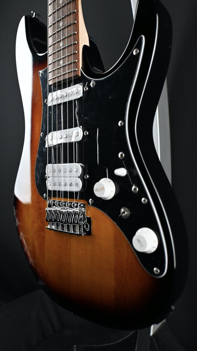 Ibanez AZES40B-TSN Three Tone Sunburst #818
